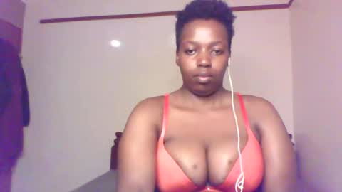 Snapshot of queen_melanine chatting on 9, 12, 2024 QUEEN online show from 9, 12, 2024