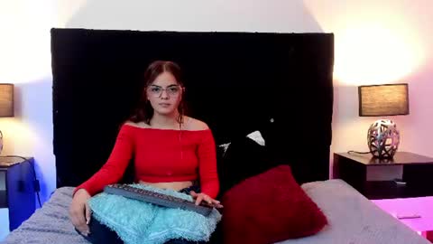 Snapshot of queen_misy chatting on 26, 6, 2026 queen_misy online show from 26, 6, 2026