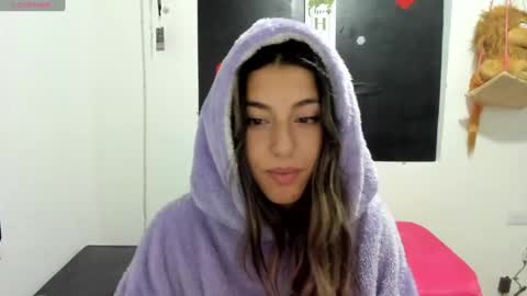 queen_natttyy online show from 14, 1, 2025
