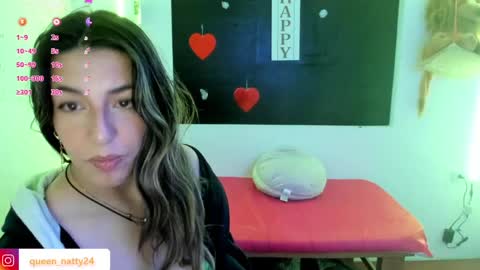 queen_natttyy online show from 17, 1, 2025