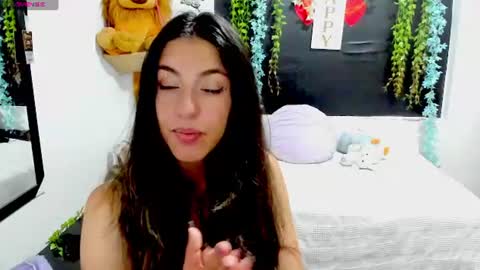 queen_natttyy online show from 15, 7, 2026