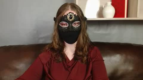 Snapshot of queen_nora chatting on 19, 6, 2026 Nora online show from 19, 6, 2026