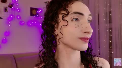 Snapshot of queen_of_tease chatting on 25, 4, 2026 queen_of_tease online show from 25, 4, 2026