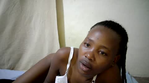 queen_slender online show from 12, 6, 2026