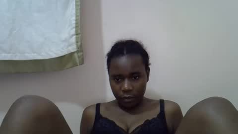 Snapshot of queen_sly chatting on 10, 10, 2025 queen_sly online show from 10, 10, 2025