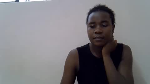 Snapshot of queen_sly chatting on 14, 10, 2025 queen_sly online show from 14, 10, 2025