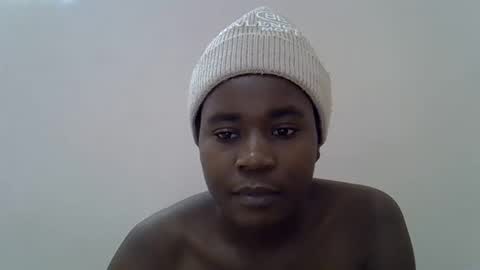 Snapshot of queen_sly chatting on 16, 10, 2025 queen_sly online show from 16, 10, 2025