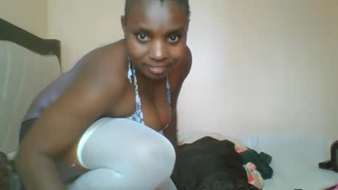 Snapshot of queen_wow2 chatting on 11, 6, 2026 queen online show from 11, 6, 2026