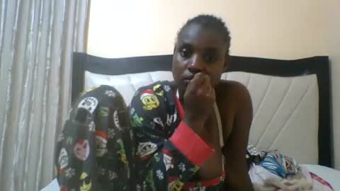 Snapshot of queen_wow2 chatting on 20, 6, 2026 queen online show from 20, 6, 2026