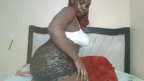 Snapshot of queen_wow2 chatting on 10, 7, 2026 queen online show from 10, 7, 2026