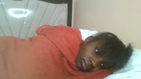 Snapshot of queen_wow2 chatting on 28, 7, 2026 queen online show from 28, 7, 2026