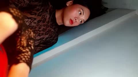 CALL ME YOUR QUEEN AIVY1 online show from 10, 3, 2025