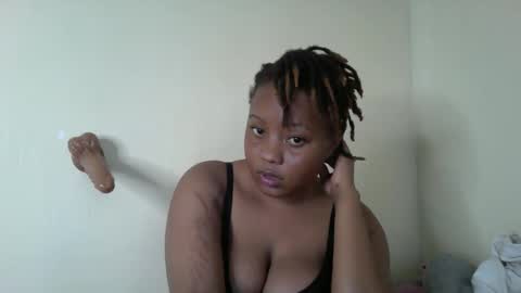 queen online show from 10, 11, 2025