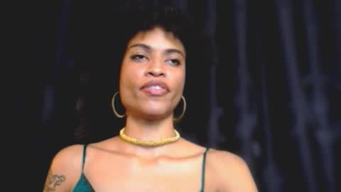 Snapshot of queendom_ing chatting on 26, 11, 2025 Sweet Goddess online show from 26, 11, 2025