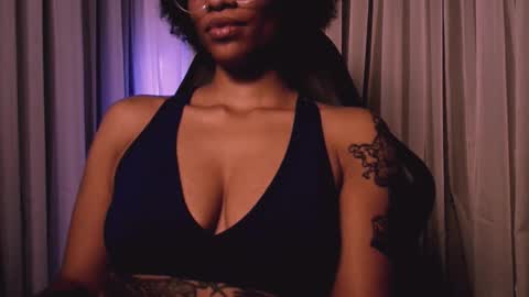 Snapshot of queendom_ing chatting on 24, 2, 2026 Sweet Goddess online show from 24, 2, 2026