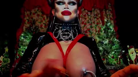 Wanda Luna online show from 1, 1, 2025