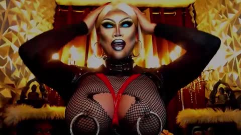 Wanda Luna online show from 2, 2, 2025