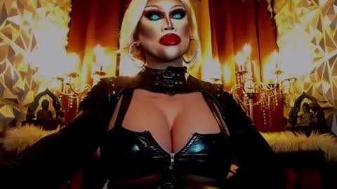 Wanda Luna online show from 10, 2, 2025