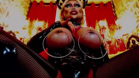 Wanda Luna online show from 5, 3, 2025