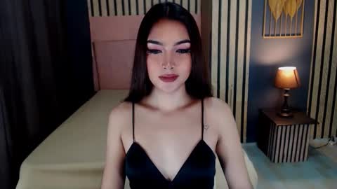 Snapshot of queenemeraldts chatting on 12, 2, 2025 queenemeraldts online show from 12, 2, 2025
