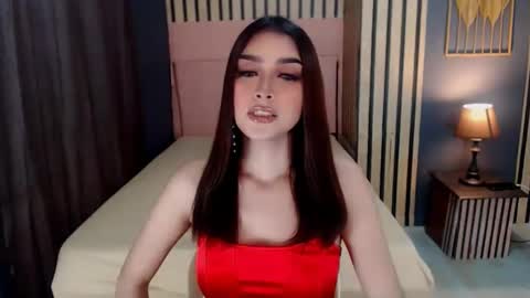 Snapshot of queenemeraldts chatting on 13, 2, 2025 queenemeraldts online show from 13, 2, 2025