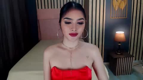 Snapshot of queenemeraldts chatting on 14, 2, 2025 queenemeraldts online show from 14, 2, 2025