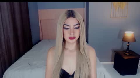 Snapshot of queenemeraldts chatting on 1, 10, 2025 queenemeraldts online show from 1, 10, 2025