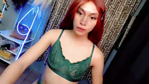 Snapshot of queenfoxylady chatting on 7, 11, 2025 just call me QUEEN and ill be there online show from 7, 11, 2025