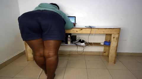 Nina online show from 2, 3, 2026