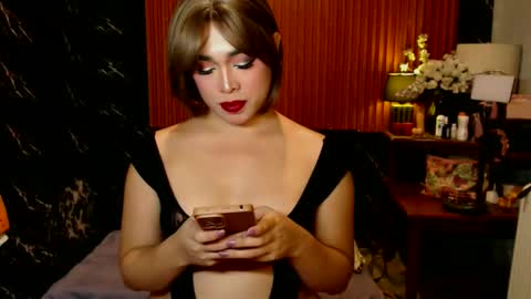 Snapshot of queenkiraasiantsxxx chatting on 1, 2, 2026 Kira online show from 1, 2, 2026