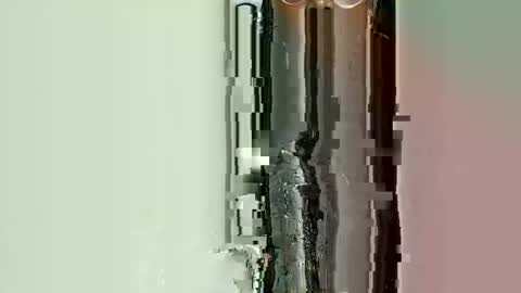 Snapshot of queenmerliz331240 chatting on 26, 10, 2025 queenmerliz331240 online show from 26, 10, 2025