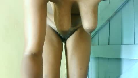 Snapshot of queenmerliz331240 chatting on 1, 11, 2025 queenmerliz331240 online show from 1, 11, 2025