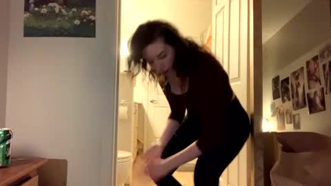 Snapshot of queenmilady chatting on 17, 1, 2025 Sarlei Sar-uh-lie online show from 17, 1, 2025