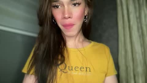 Snapshot of queenn_xxx chatting on 10, 11, 2025 QUEEN online show from 10, 11, 2025