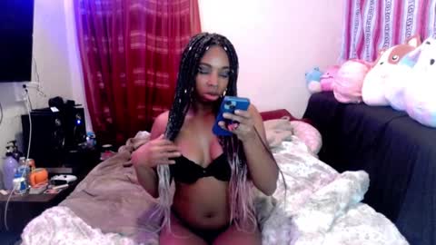 QueenOfHearts online show from 9, 2, 2025