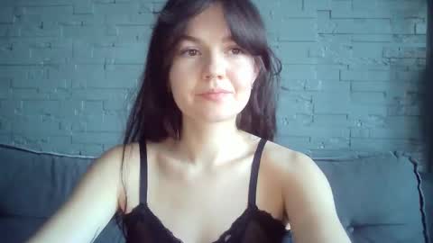 QueenOfModels online show from 23, 11, 2025