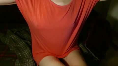 queenoftenderness online show from 10, 2, 2025