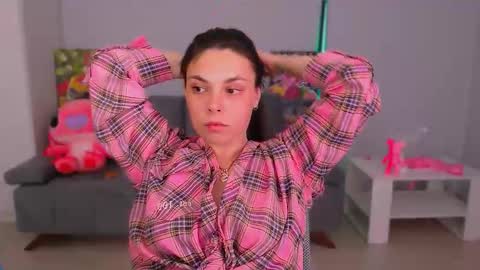 Snapshot of queenofthesense chatting on 11, 9, 2025 Patricia online show from 11, 9, 2025