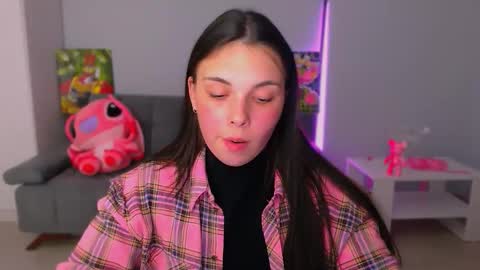 Snapshot of queenofthesense chatting on 13, 9, 2025 Patricia online show from 13, 9, 2025