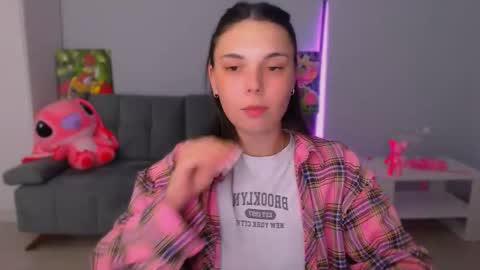 Snapshot of queenofthesense chatting on 23, 9, 2025 Patricia online show from 23, 9, 2025