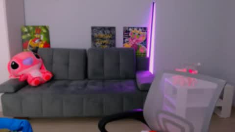 Snapshot of queenofthesense chatting on 27, 10, 2025 Patricia online show from 27, 10, 2025