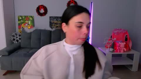 Snapshot of queenofthesense chatting on 30, 11, 2025 Patricia online show from 30, 11, 2025