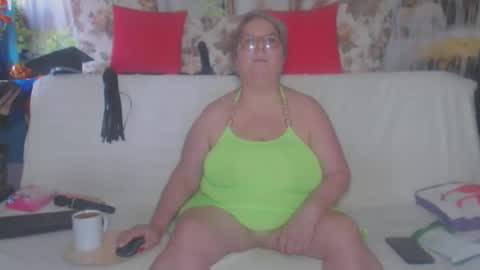 QueenPammy online show from 28, 9, 2025