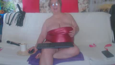 QueenPammy online show from 9, 10, 2025