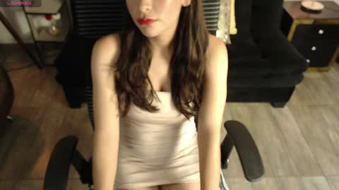 Rose online show from 5, 1, 2025