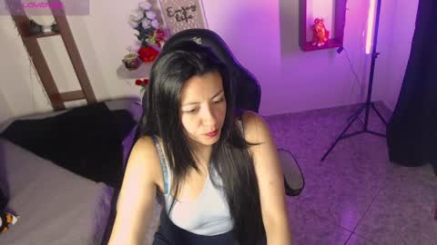 queenrose94 online show from 8, 4, 2026