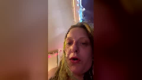 queenstonermami online show from 18, 4, 2026