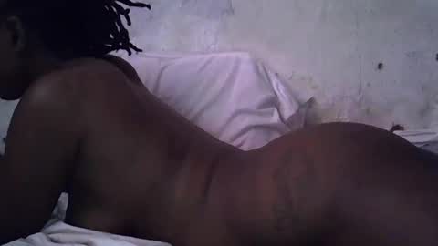 Snapshot of queentee254 chatting on 20, 12, 2024 queen online show from 20, 12, 2024