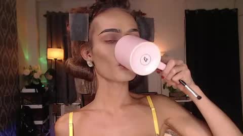 Snapshot of queenvalentinats chatting on 6, 7, 2026 ValentinaMoone online show from 6, 7, 2026