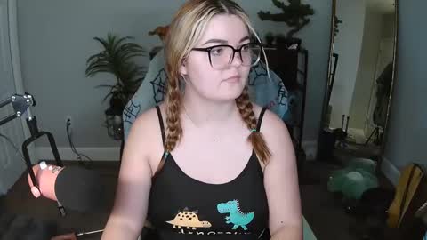 Snapshot of quervoqueen1 chatting on 15, 2, 2026 Bri online show from 15, 2, 2026